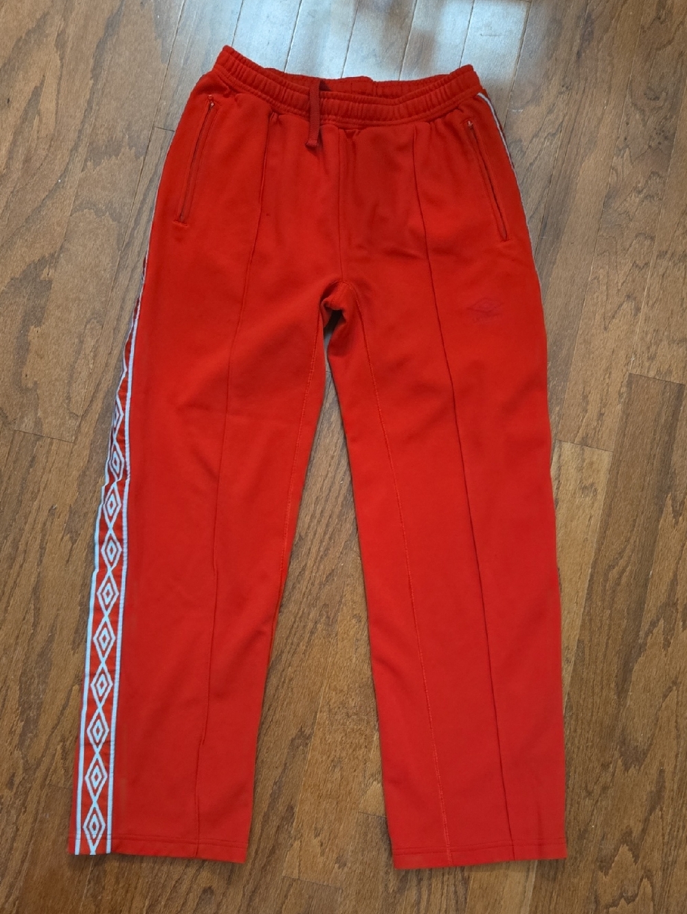 Vintage Umbro Red Men's Sweatpants